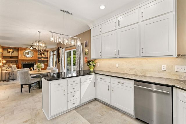 8305 Talbot Place, Johnston, IA 50131