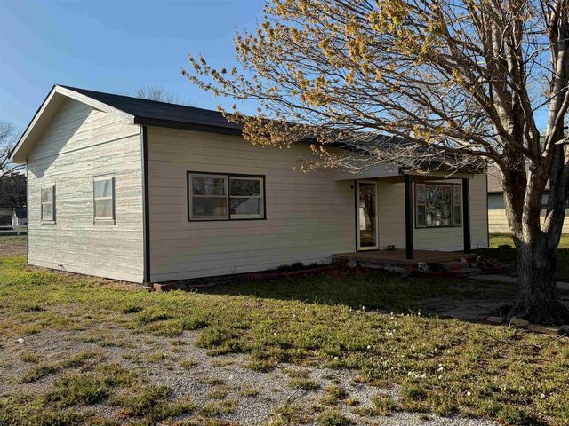 2120 Pine St, Harper, KS 67058