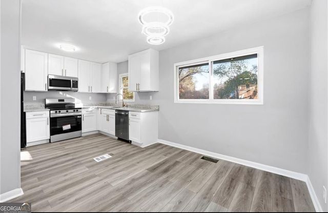 1376 Colony East Circle, Stone Mountain, GA 30083