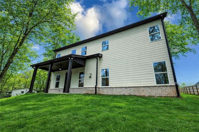 3374 Lee Drive, Buford, GA 30518