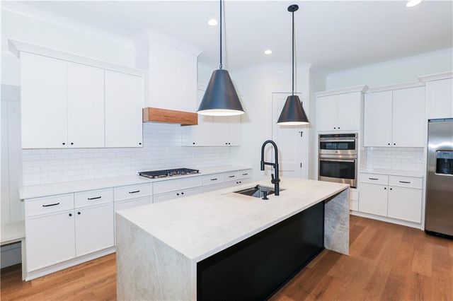 3374 Lee Drive, Buford, GA 30518