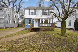 1221 Eleanor Avenue, Toledo, OH 43612