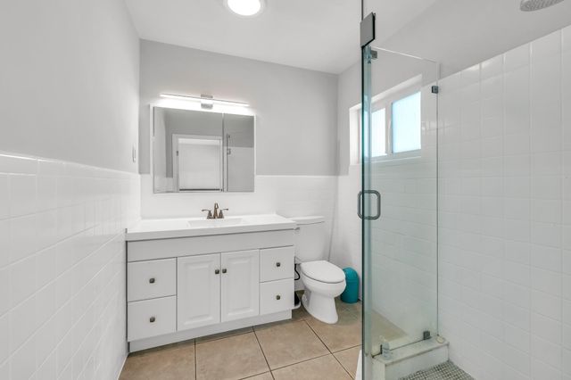 2812 NE 27th Street, Lighthouse Point, FL 33064