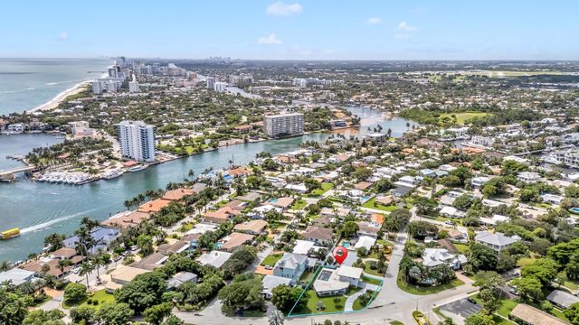 2812 NE 27th Street, Lighthouse Point, FL 33064