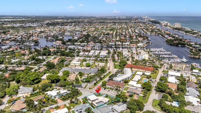 2812 NE 27th Street, Lighthouse Point, FL 33064