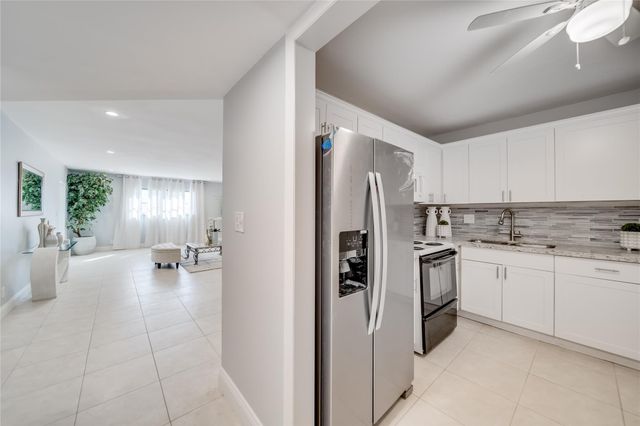 2271 NW 47th Ter 107, Lauderhill, FL 33313