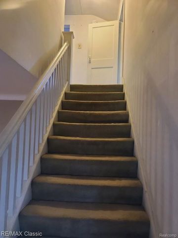 304 BAKER Street, Royal Oak, MI 48067