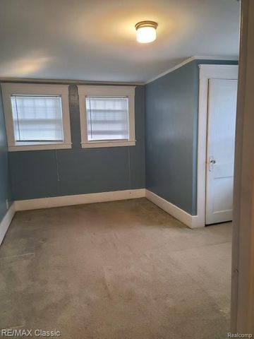 304 BAKER Street, Royal Oak, MI 48067