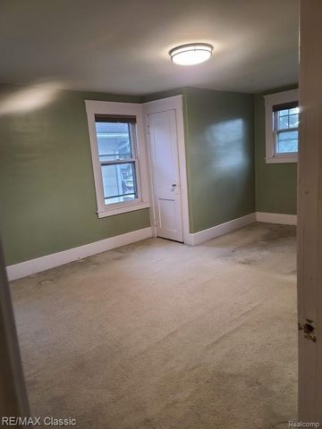 304 BAKER Street, Royal Oak, MI 48067