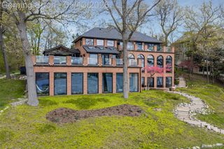 1789 Blue Heron Court, Bloomfield Hills, MI 48302