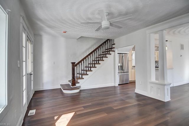 820 Summit AVE, Norfolk, VA 23504