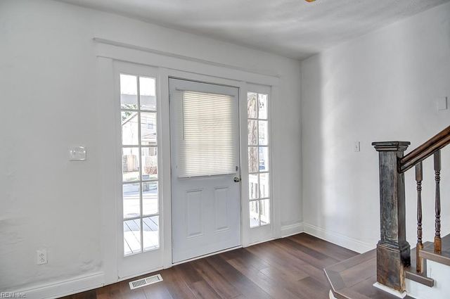 820 Summit AVE, Norfolk, VA 23504