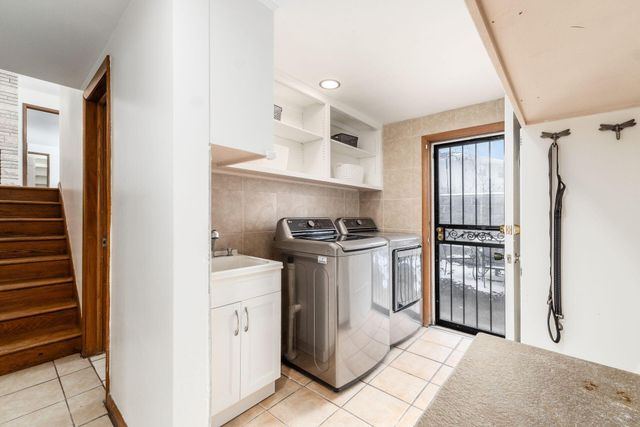 2731 Sonata Drive, Columbus, OH 43209