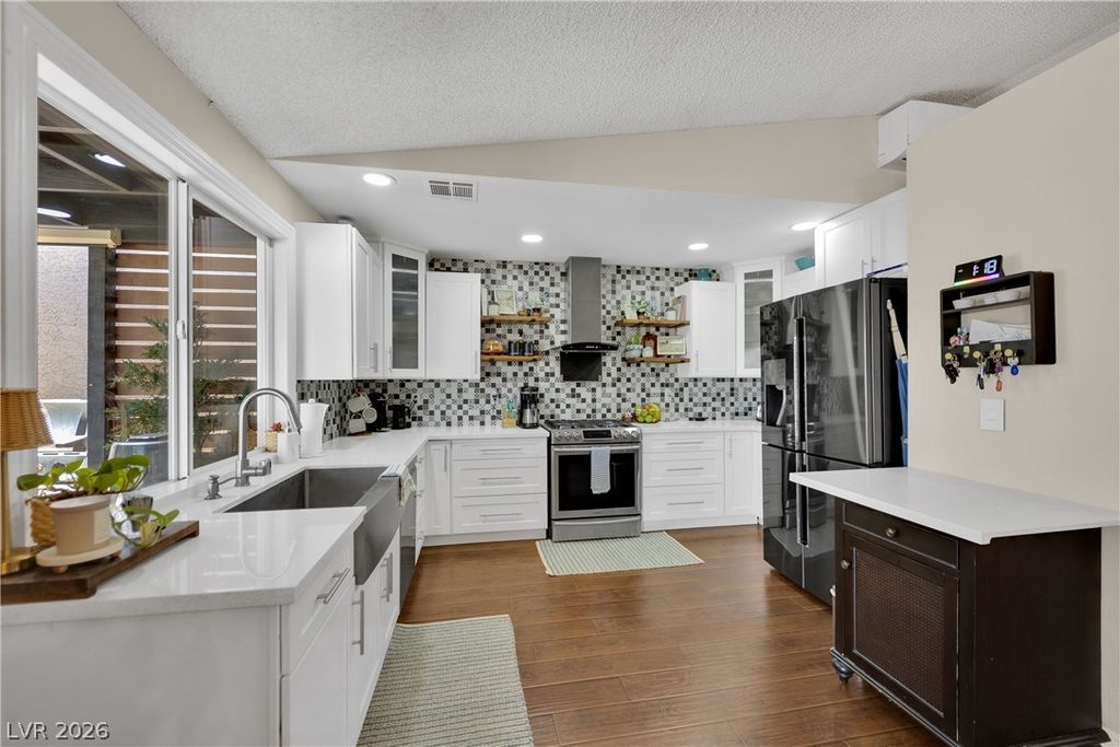 530 Grape Drive, Henderson, NV 89015 — exterior