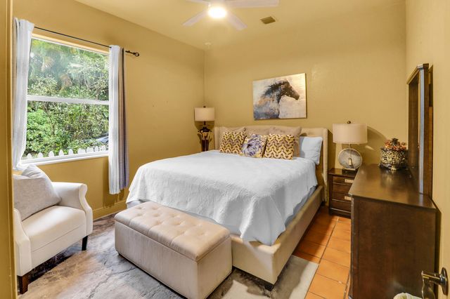 7086 Hall Boulevard, The Acreage, FL 33470