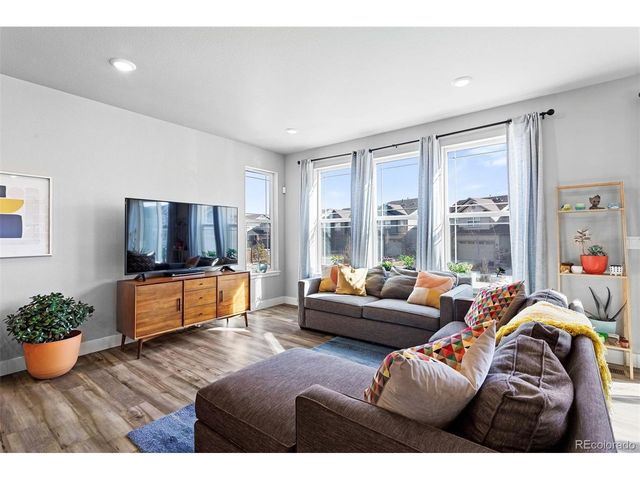 7133 Finsberry Way, Castle Pines, CO 80108