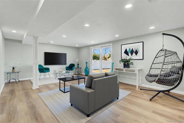 116 Southern Boulevard, Hauppauge, NY 11788