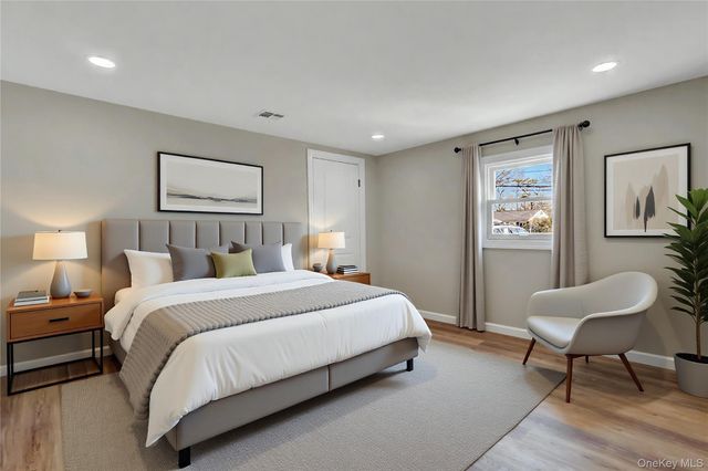 116 Southern Boulevard, Hauppauge, NY 11788