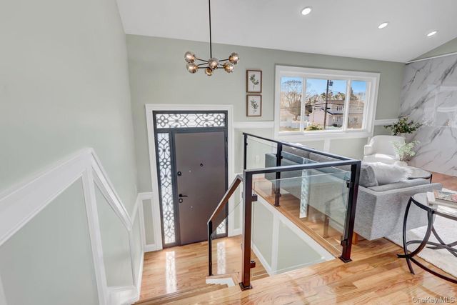 116 Southern Boulevard, Hauppauge, NY 11788