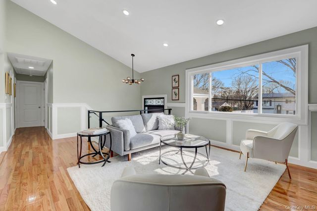 116 Southern Boulevard, Hauppauge, NY 11788