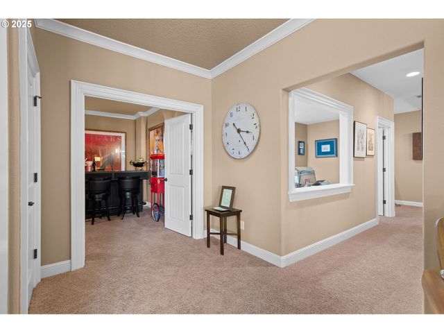 8438 CASCADE Hwy, Silverton, OR 97381