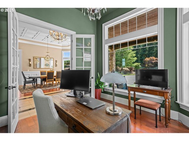 8438 CASCADE Hwy, Silverton, OR 97381