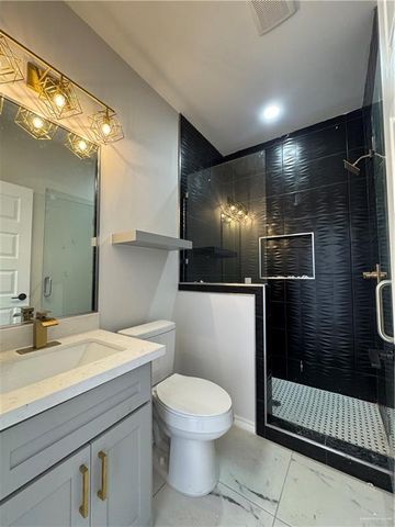 17950 Redwood Street, Combes, TX 78552