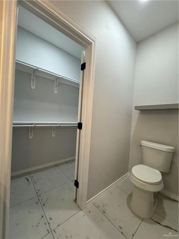 17950 Redwood Street, Combes, TX 78552