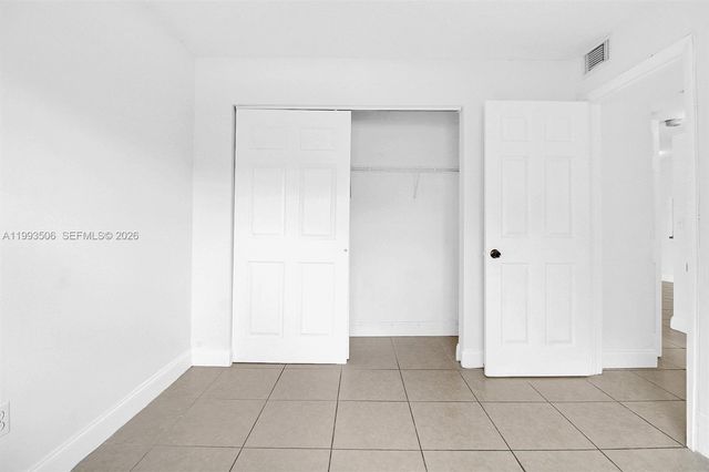 9730 Hammocks Blvd 203-28, Miami, FL 33196