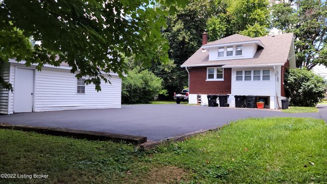 3812 Taylorsville Rd, Louisville, KY 40220