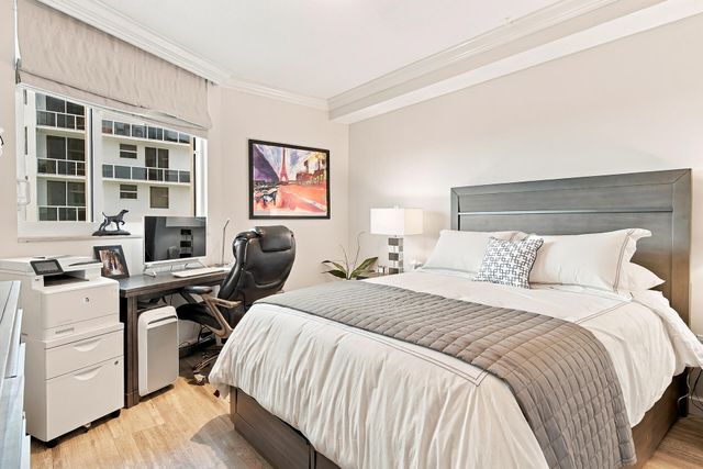 1551 N FLAGLER Drive 1005 SEASONAL, West Palm Beach, FL 33401
