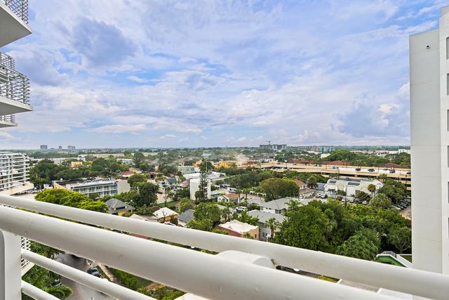 1551 N FLAGLER Drive 1005 SEASONAL, West Palm Beach, FL 33401