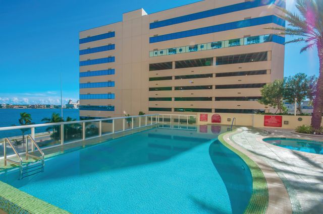 1551 N FLAGLER Drive 1005 SEASONAL, West Palm Beach, FL 33401