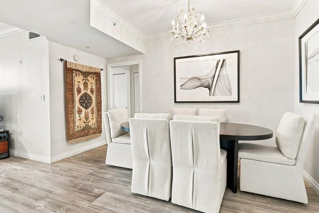 1551 N FLAGLER Drive 1005 SEASONAL, West Palm Beach, FL 33401