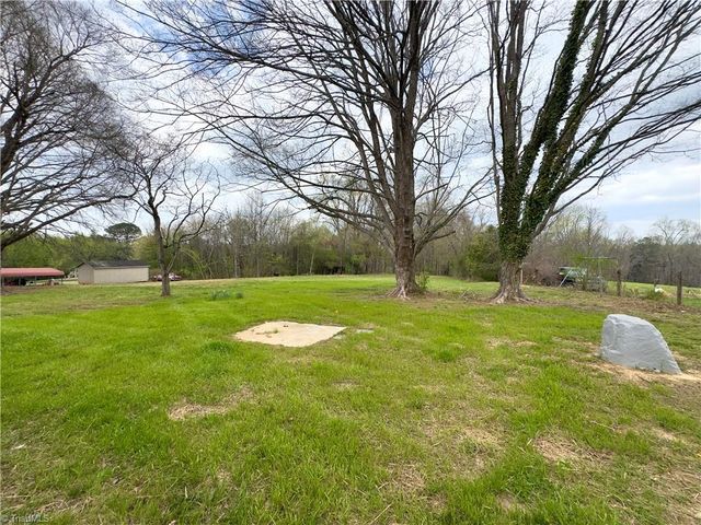1983 Little Elkin Church Road, Ronda, NC 28670