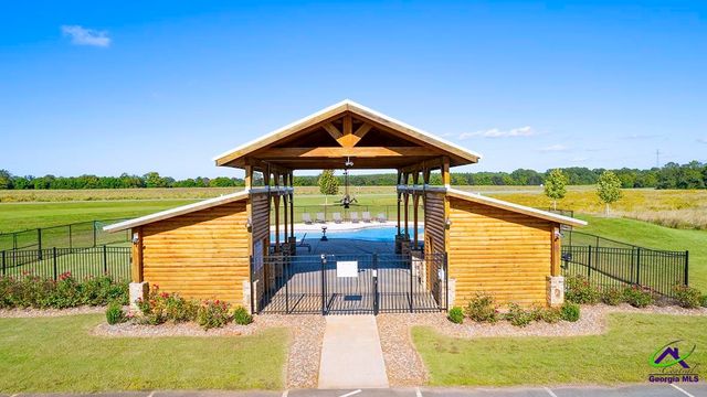 215 Cattle Drive, Perry, GA 31069
