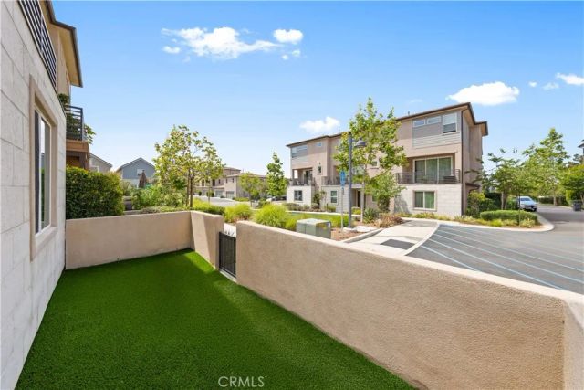 411 Chorus, Irvine, CA 92618