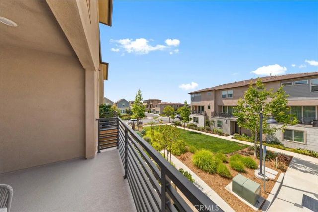 411 Chorus, Irvine, CA 92618