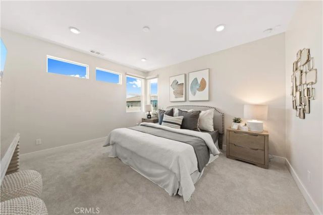 411 Chorus, Irvine, CA 92618