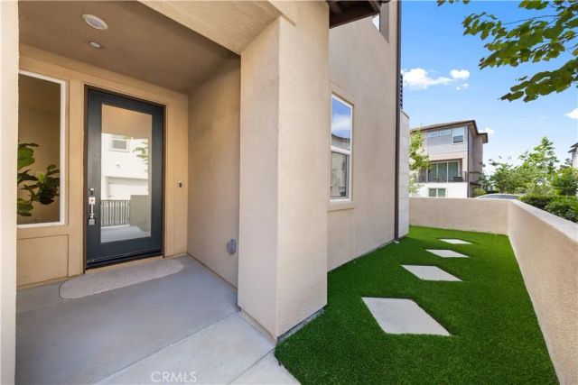 411 Chorus, Irvine, CA 92618
