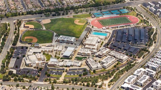 411 Chorus, Irvine, CA 92618