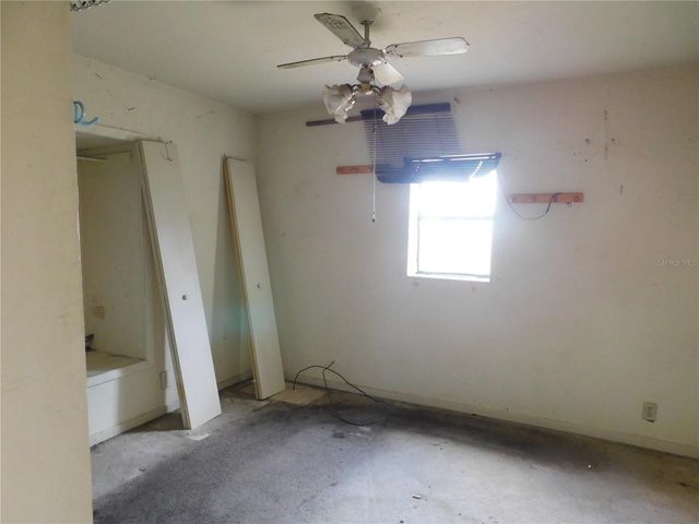 2002 E OKALOOSA AVENUE, Tampa, FL 33604