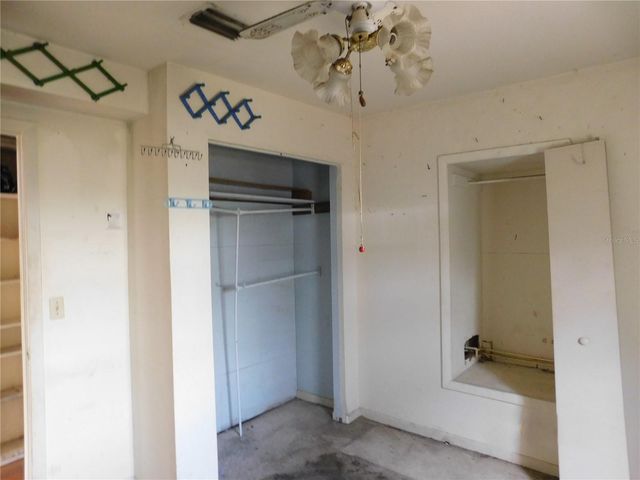 2002 E OKALOOSA AVENUE, Tampa, FL 33604