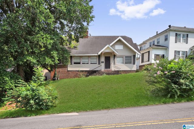 825 VALLEY ROAD PLACE, Birmingham, AL 35208