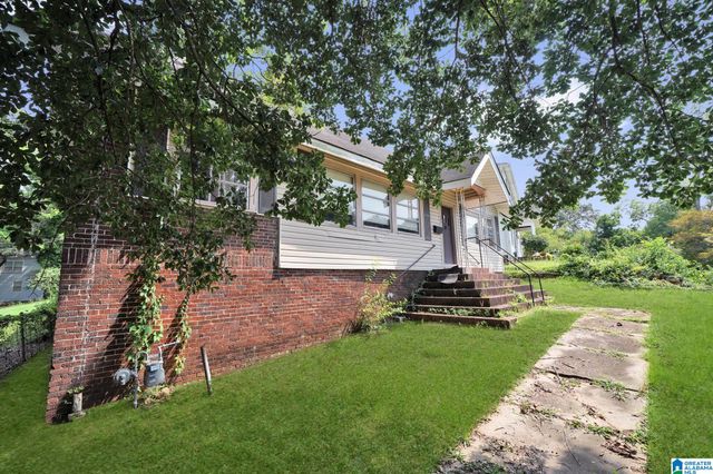 825 VALLEY ROAD PLACE, Birmingham, AL 35208