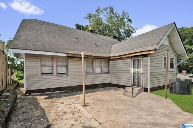 825 VALLEY ROAD PLACE, Birmingham, AL 35208