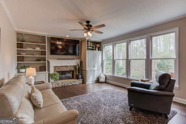 5043 Heartland Trail, Hoschton, GA 30548