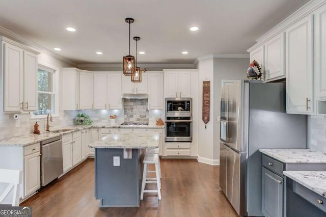 5043 Heartland Trail, Hoschton, GA 30548