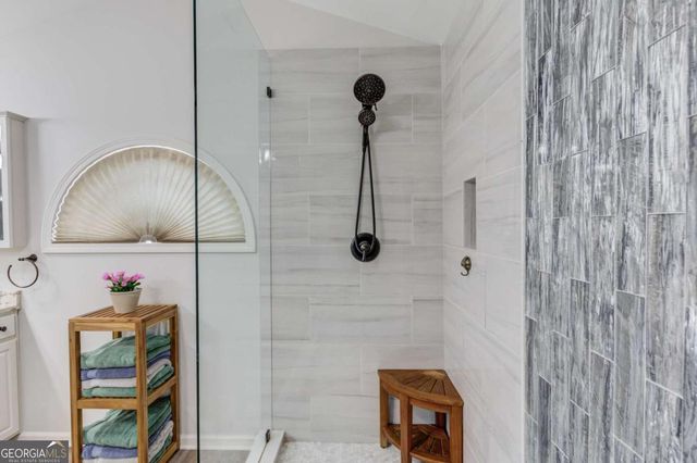 5043 Heartland Trail, Hoschton, GA 30548