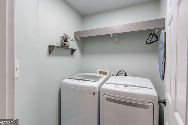 5043 Heartland Trail, Hoschton, GA 30548